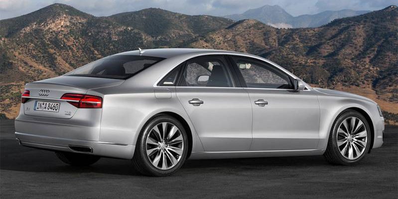 2017-Audi-A8