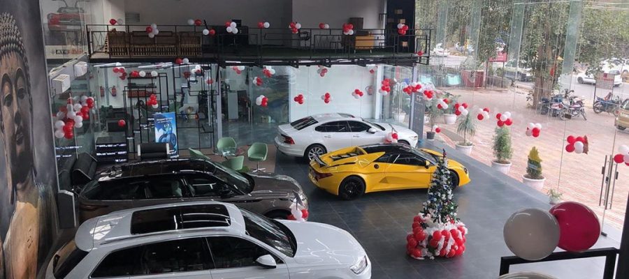 Why Royal Automotive Makes Car Shopping Easy!